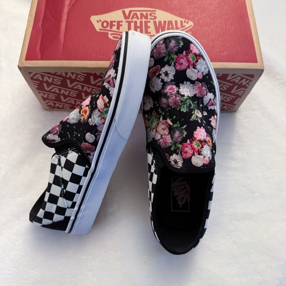 Floral Checkered Slip-On Vans - Picture 2 of 5